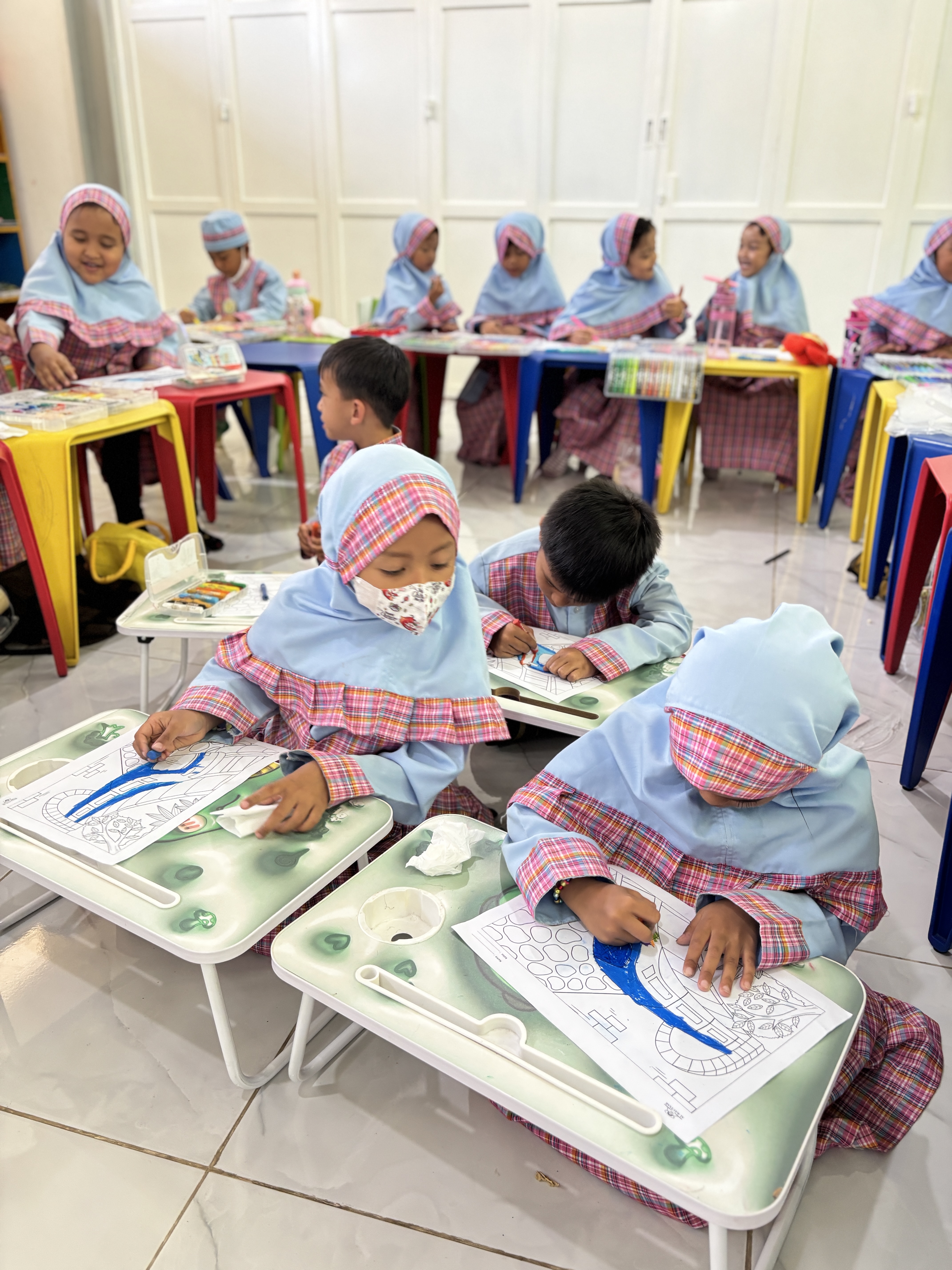 Ekspresi Mewarnai RA AL-KAUTSAR